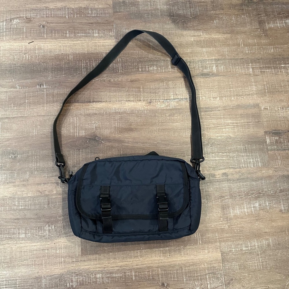 Eddie Bauer Nylon Messenger Bag Crossbody Buckle Techwear Gorpcore Small